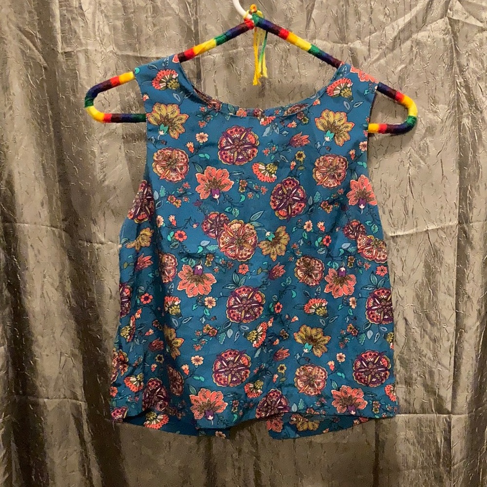 Floral sleeves blouse